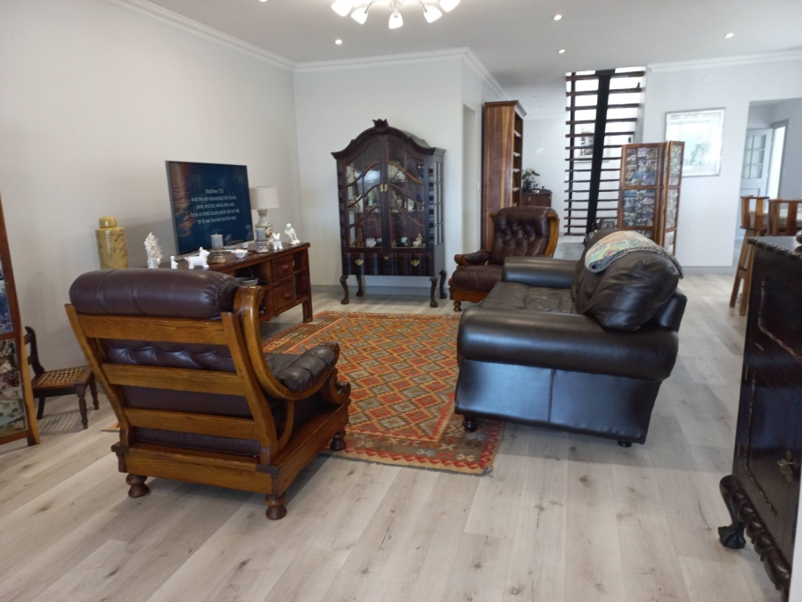 12 Bedroom Property for Sale in Wilderness Central Western Cape